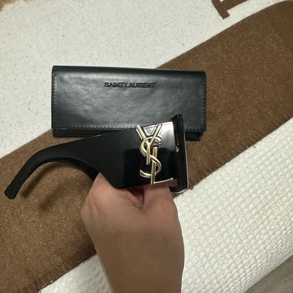 Sunglasses - Picture 5 of 13